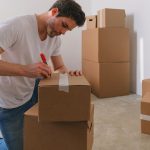 Taşıma kutularının düzenli şekilde paketlenmesi